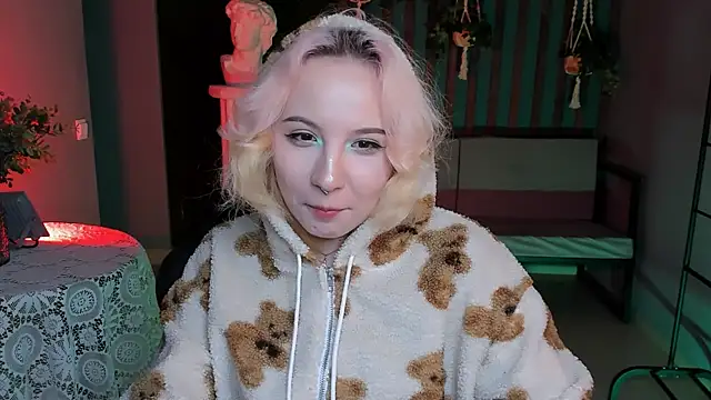 JasmineMilko online show from 5, 3, 2025