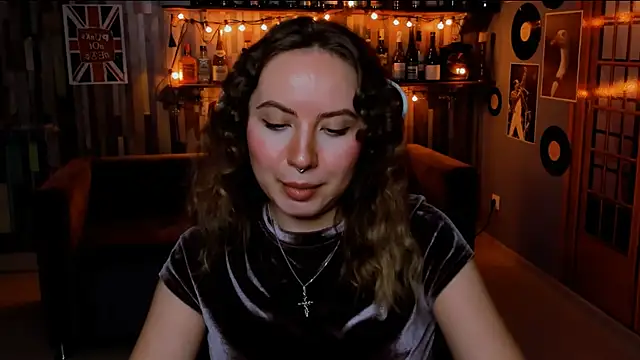 Snapshot of JasmineMilko chatting on 7, 7, 2026 JasmineMilko online show from 7, 7, 2026