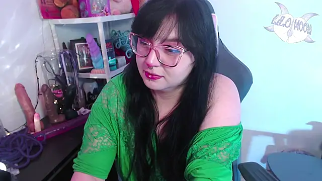 LiloMoon69 online show from 10, 12, 2024