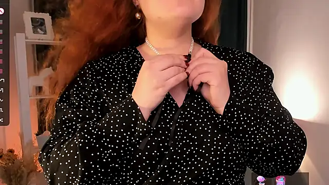 Snapshot of Lana_Bananass chatting on 6, 6, 2026 Lana Bananass online show from 6, 6, 2026