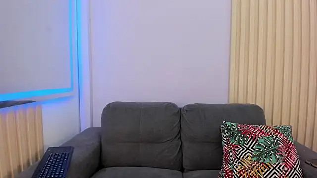 Snapshot of NicoleHaley chatting on 27, 2, 2025 NicoleHaley online show from 27, 2, 2025