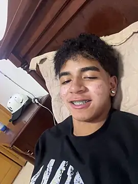 JoanG10 online show from 2, 11, 2025