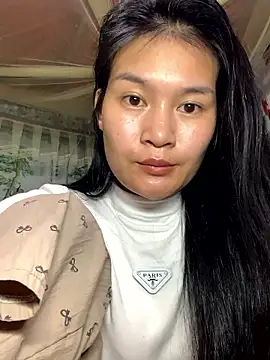 Snapshot of Zeni_fer chatting on 3, 12, 2024 Zeni fer online show from 3, 12, 2024