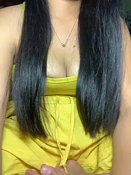 Snapshot of Zeni_fer chatting on 18, 10, 2025 Zeni fer online show from 18, 10, 2025