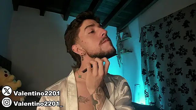 Valentino Xander online show from 13, 3, 2025