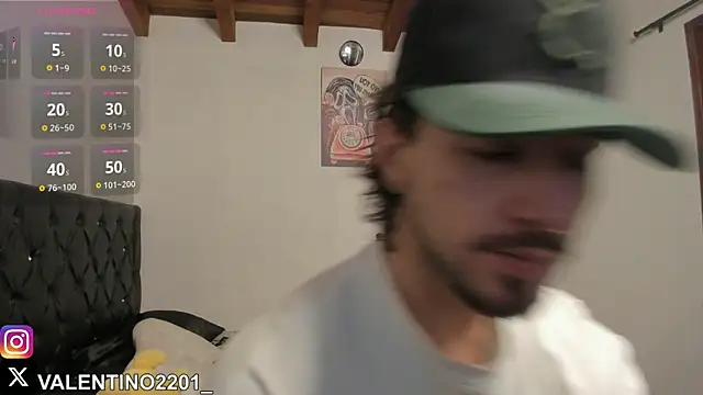 Valentino Xander online show from 16, 10, 2025