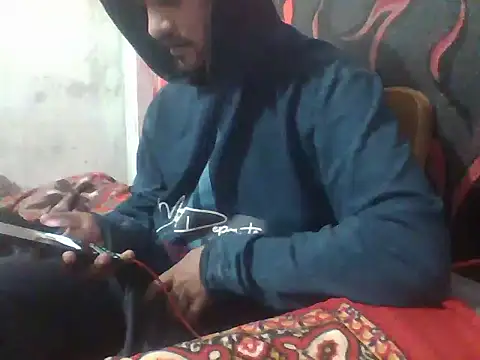 Snapshot of Kenny-kay chatting on 19, 12, 2024 Kenny-kay online show from 19, 12, 2024