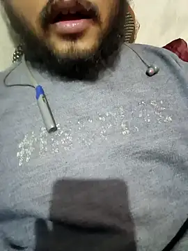 Snapshot of Kenny-kay chatting on 5, 2, 2025 Kenny-kay online show from 5, 2, 2025