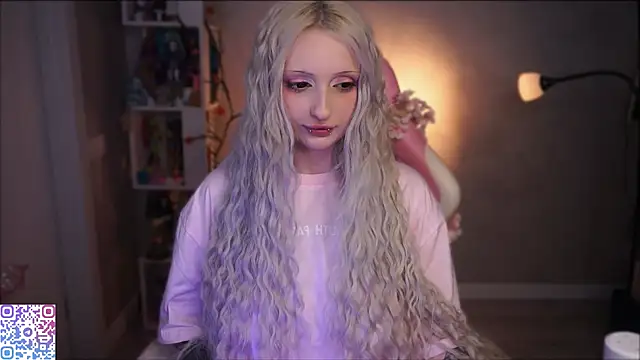 Snapshot of hikmurr chatting on 17, 2, 2026 hikmurr online show from 17, 2, 2026