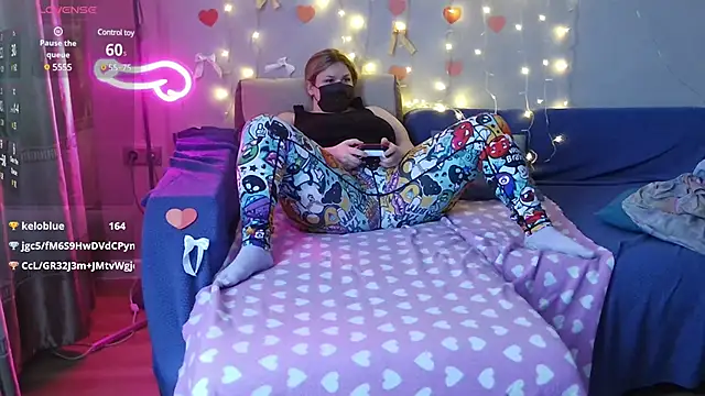 Snapshot of MilaaMilaa chatting on 10, 2, 2025 MilaaMilaa online show from 10, 2, 2025