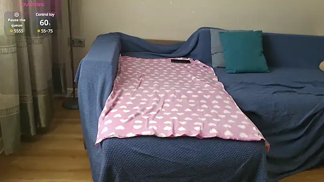 Snapshot of MilaaMilaa chatting on 24, 2, 2025 MilaaMilaa online show from 24, 2, 2025