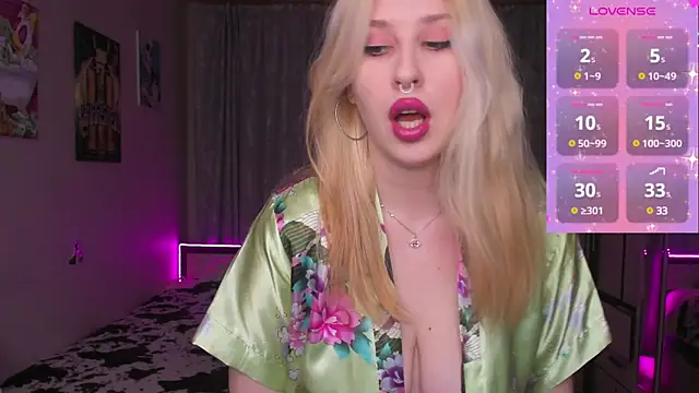 Snapshot of Alice___Rose chatting on 17, 2, 2025 Alice Rose online show from 17, 2, 2025