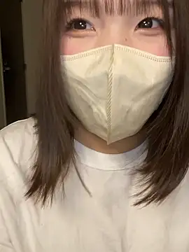 Snapshot of mari_tan_ch chatting on 21, 11, 2025 mari tan ch online show from 21, 11, 2025