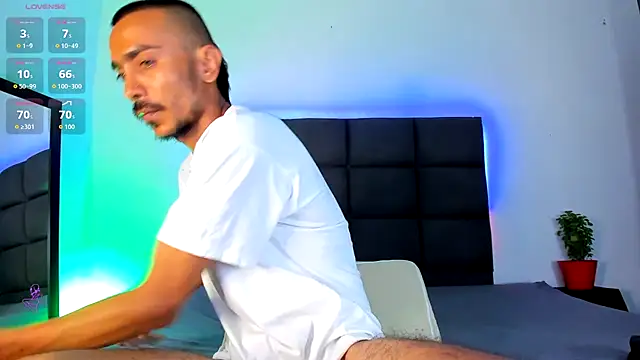 Snapshot of steven_hott8 chatting on 9, 9, 2025 steven hott8 online show from 9, 9, 2025