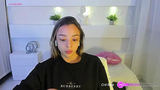 Snapshot of AliceRoss0 chatting on 7, 2, 2025 AliceRoss0 online show from 7, 2, 2025