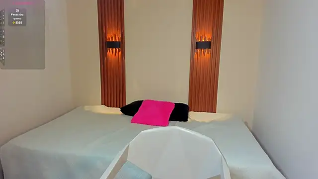 Snapshot of AliceRoss0 chatting on 28, 11, 2025 AliceRoss0 online show from 28, 11, 2025