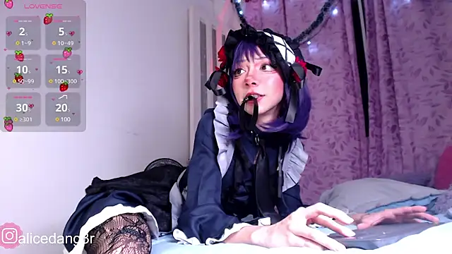 Alicedangerrr online show from 24, 12, 2024