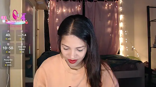 Snapshot of makennaa_ chatting on 9, 10, 2025 makennaa online show from 9, 10, 2025