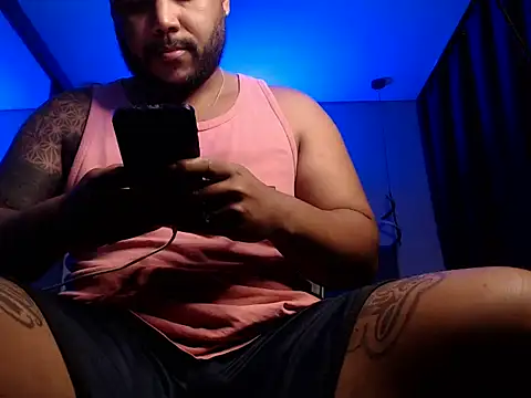 Snapshot of Ale_Mineiro chatting on 13, 4, 2026 Ale Mineiro online show from 13, 4, 2026