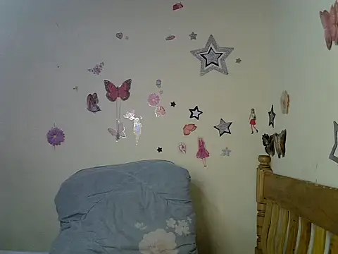 Pretty tiffany online show from 19, 3, 2025