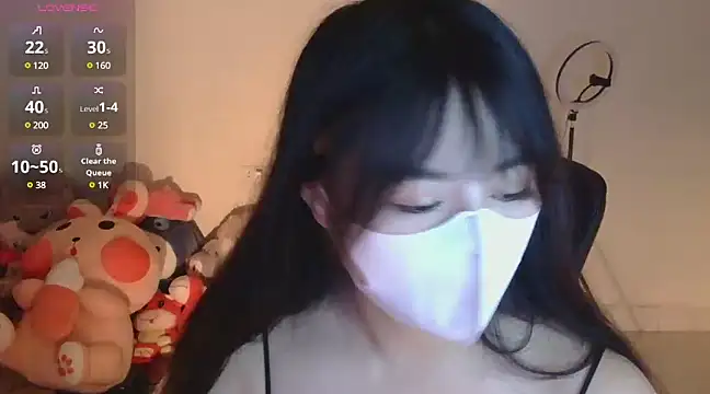 Snapshot of TimmyZi chatting on 2, 1, 2025 TimmyZi online show from 2, 1, 2025