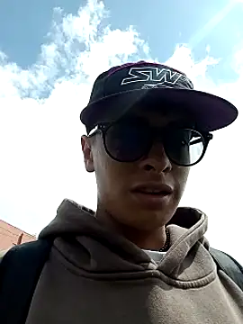 Cuervo maniaco online show from 3, 1, 2025