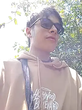 Cuervo maniaco online show from 2, 10, 2025