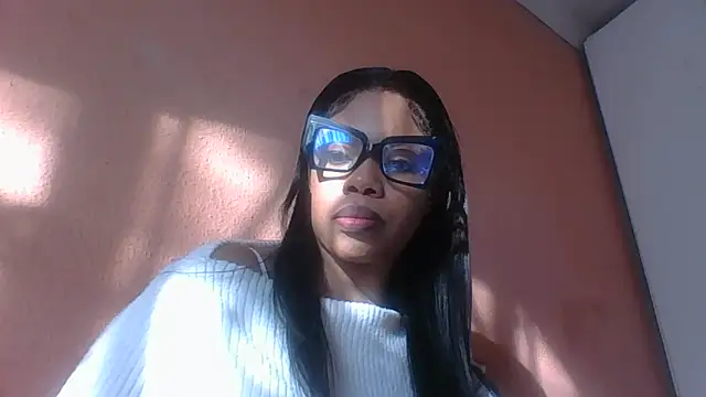 Snapshot of NAUGHTYSHALOTXX chatting on 2, 6, 2026 NAUGHTYSHALOTXX online show from 2, 6, 2026