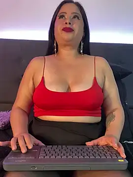 Snapshot of Leahstonee2 chatting on 18, 3, 2025 Leahstonee2 online show from 18, 3, 2025