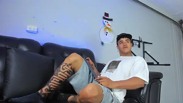 Rob saenz  online show from 4, 1, 2025