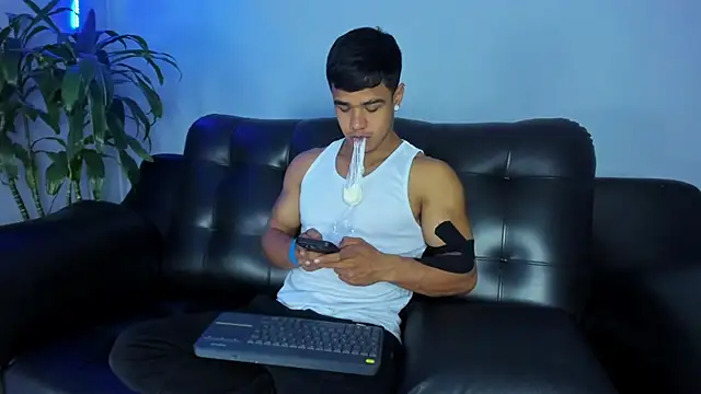 Rob saenz  online show from 30, 9, 2025