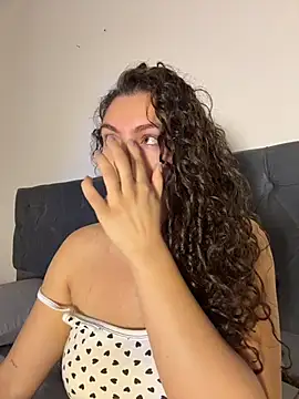 Snapshot of eva_y_marcelo chatting on 26, 4, 2026 eva y marcelo online show from 26, 4, 2026