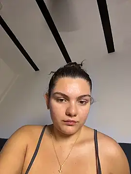Snapshot of eva_y_marcelo chatting on 12, 5, 2026 eva y marcelo online show from 12, 5, 2026