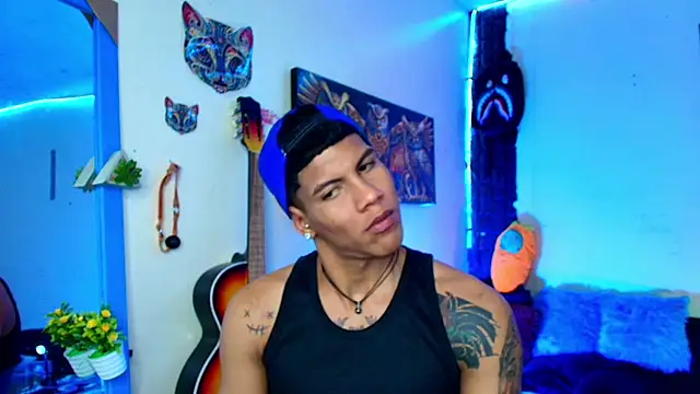 Damian latinxxx online show from 30, 1, 2025