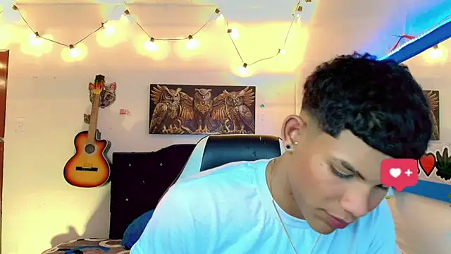 Damian latinxxx online show from 7, 2, 2025