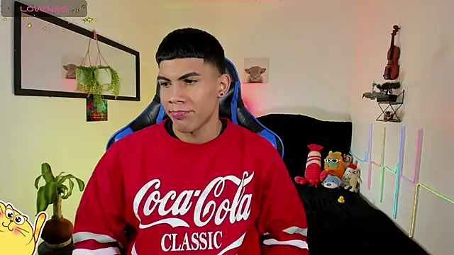 Damian latinxxx online show from 28, 2, 2026