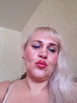 IsabellaBoni online show from 12, 2, 2025