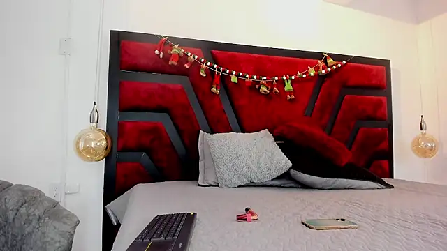 carolaine94 online show from 16, 12, 2024