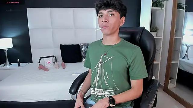 Santy carrington online show from 6, 12, 2024