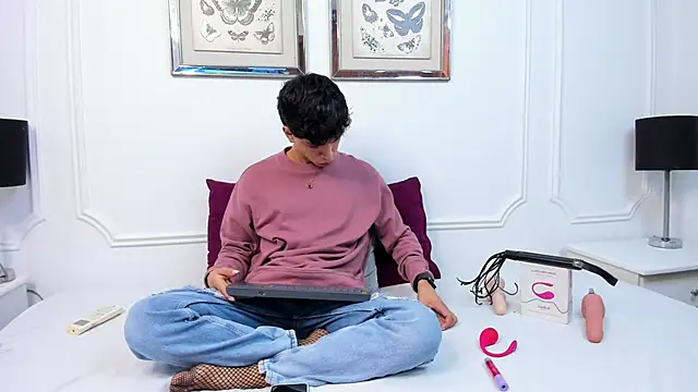 Santy carrington online show from 31, 12, 2024