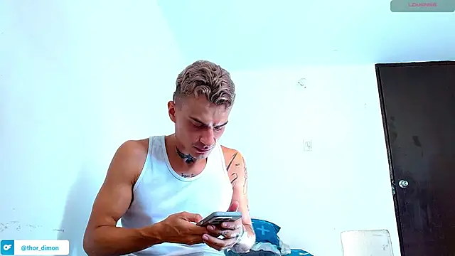 Snapshot of bray_hotboy777 chatting on 27, 7, 2026 bray hotboy777 online show from 27, 7, 2026