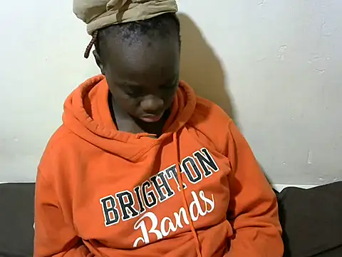 Thicky kyla online show from 28, 11, 2025