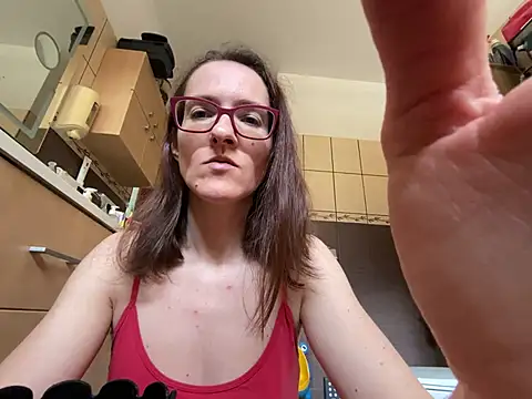 Snapshot of Milky_hairy_mommy chatting on 3, 3, 2026 Milky hairy mommy online show from 3, 3, 2026