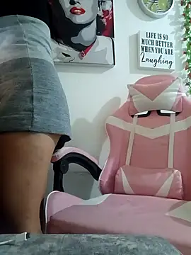 Magica lorena online show from 13, 2, 2025