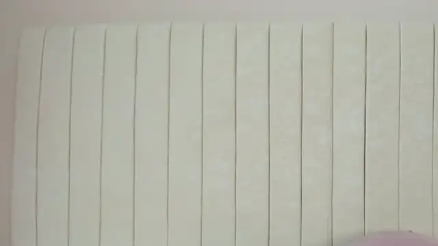 Littleolivia  online show from 1, 2, 2025