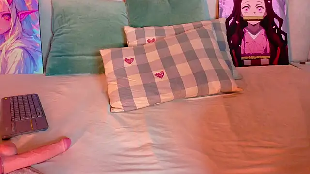 AmbarHills 1 online show from 24, 11, 2025