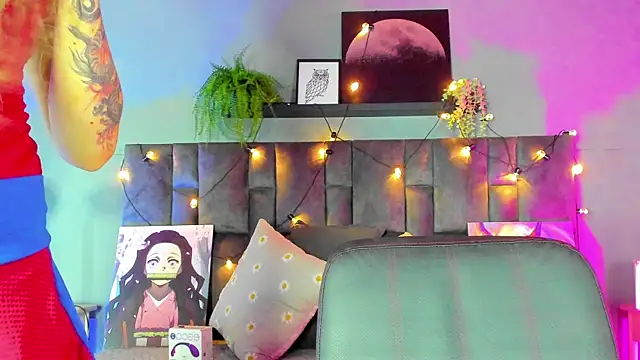 AmbarHills 1 online show from 16, 1, 2026