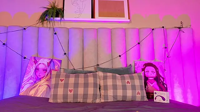 AmbarHills 1 online show from 18, 1, 2026