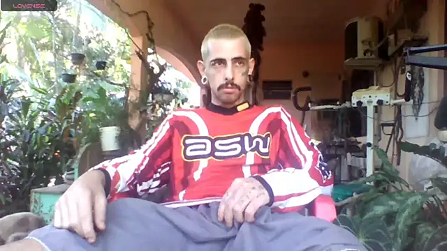 Snapshot of sellvageria chatting on 10, 5, 2026 sellvageria online show from 10, 5, 2026