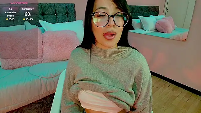 Snapshot of lovely__martina chatting on 12, 3, 2025 lovely martina online show from 12, 3, 2025